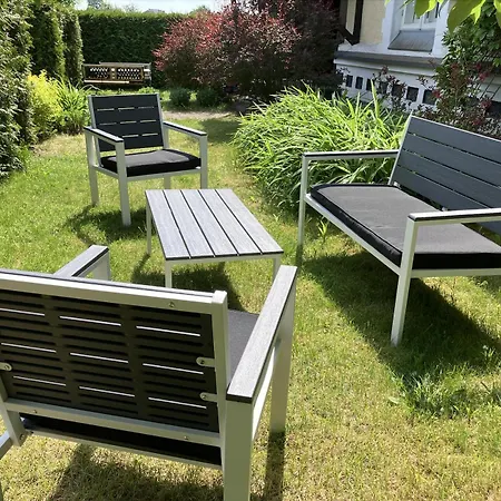 Suur-posti 22 Garden דירה פארנו