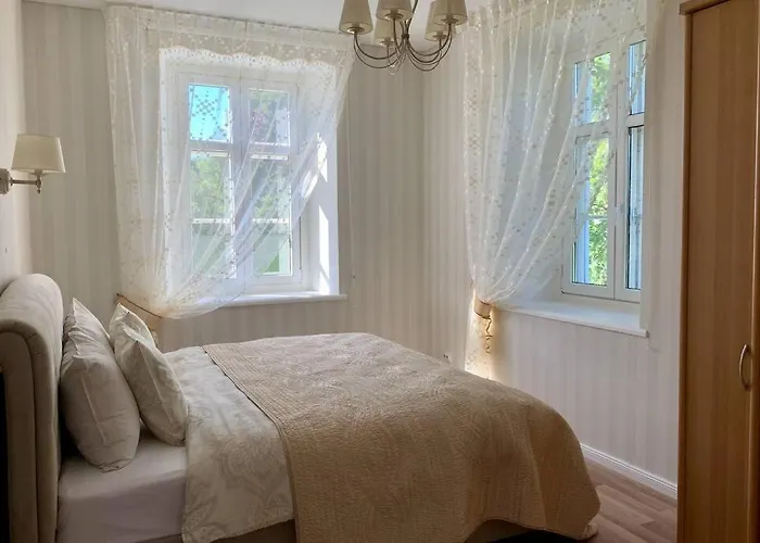 Suur-posti 22 Garden פארנו