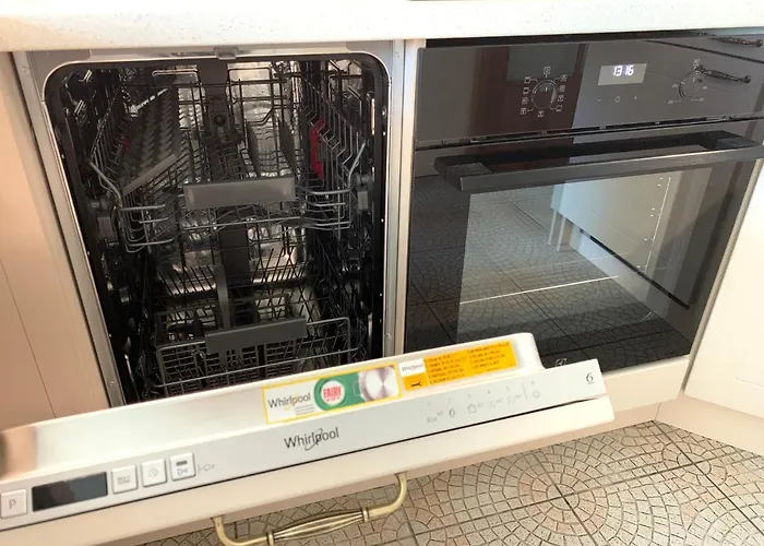 Suur-posti 22 Garden דירה