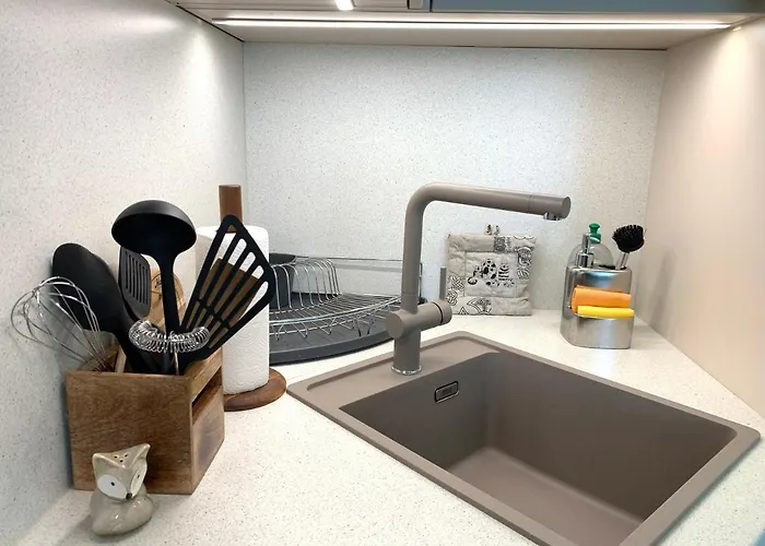 Suur-posti 22 Garden דירה פארנו